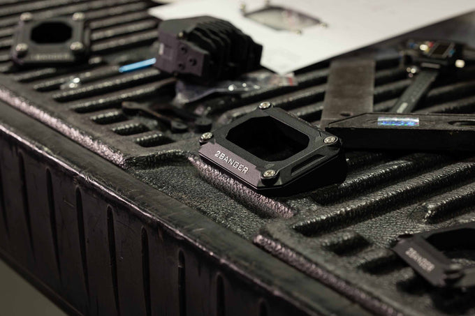 Flush or Angled Mounting Kit <br>Universal