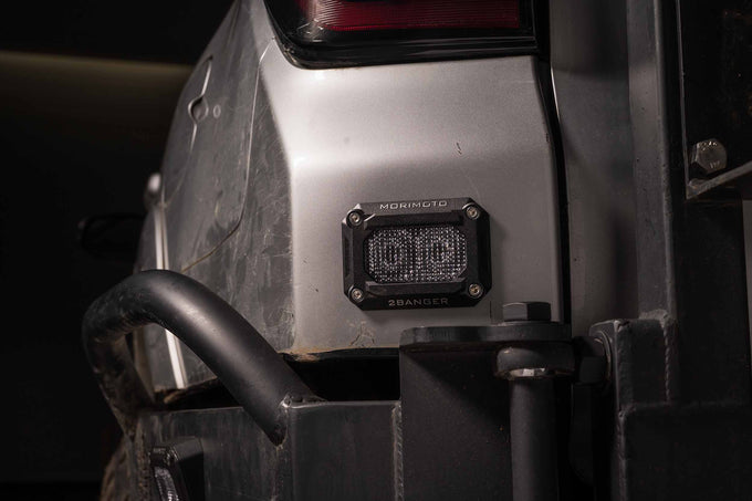 Flush or Angled Mounting Kit <br>Universal