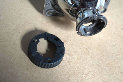 Bulb Retainer Ring <br>Universal