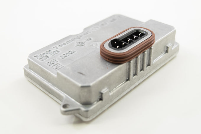 OE Replacement: Hella 5DV00829000 <br>07-13 Audi TT, 07-09 BMW 320I, 323I, 335I