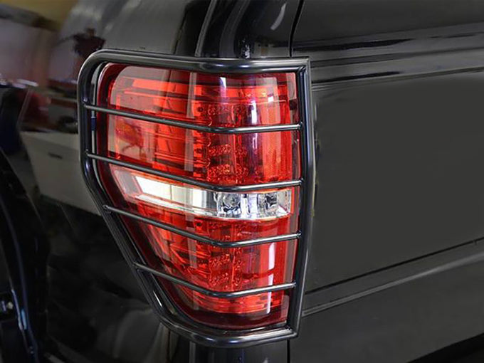 Tail Light Guards <br>99-13 Ford F-250 Super Duty, 99-13 F-350 F-450 F-550 Duty