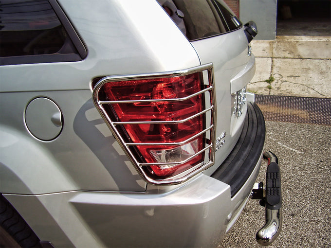 Tail Light Guards <br>05-10 Jeep Grand Cherokee