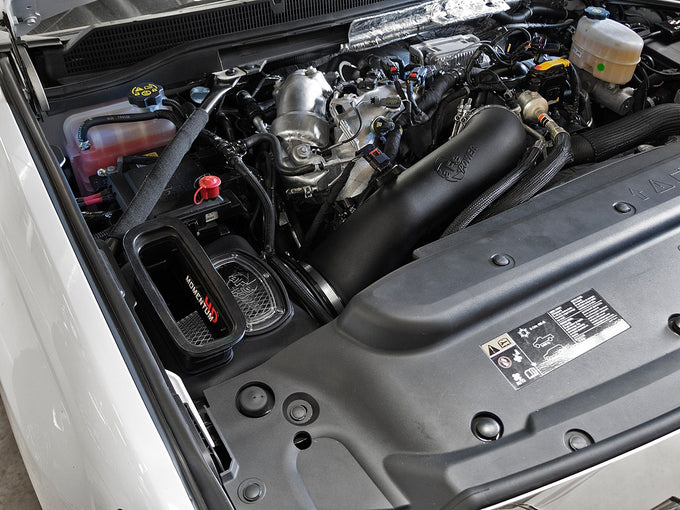 Momentum HD Cold Air Intake System <br> 17 GM Diesel Trucks V8 6.6L