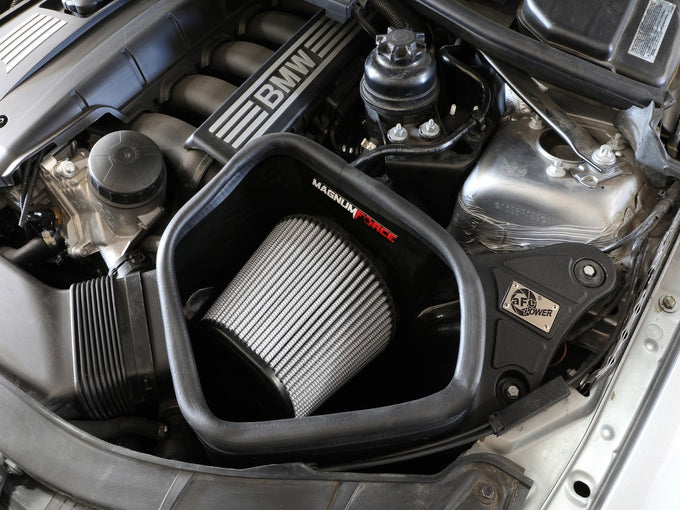 Magnum FORCE Cold Air Intake System <br> 06-13 BMW 328i