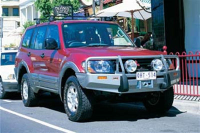Combination Bumper <br> 00-03 Mitsubishi Montero