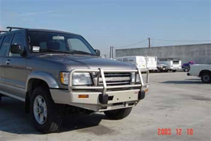 Winch Bumper <br> 98-02 Isuzu Trooper