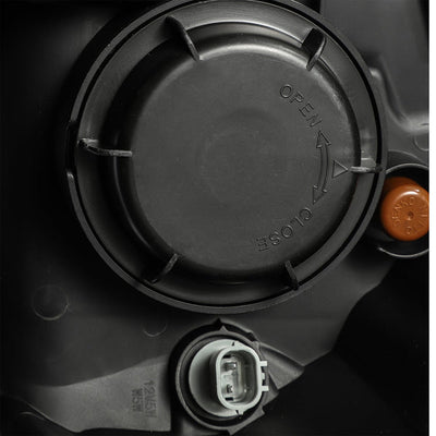 Chrome LUXX-Series Crystal Headlights <br> 16-23 Toyota Tacoma