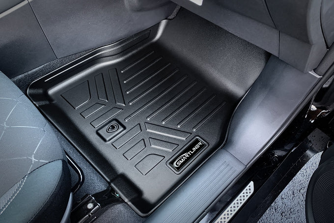 Floor Mats 2 Row Liner Set <br> 18-23 Nissan Kicks