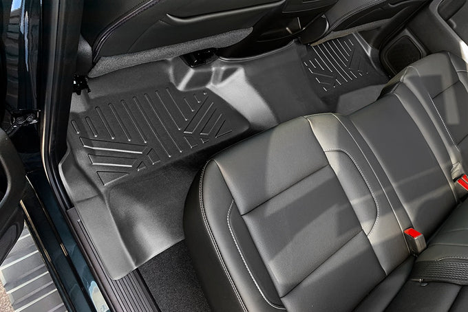 Floor Mats 2 Row Liner Set <br> 14¨C19 Chevy/GMC 1500¨C3500 HD Crew Cab
