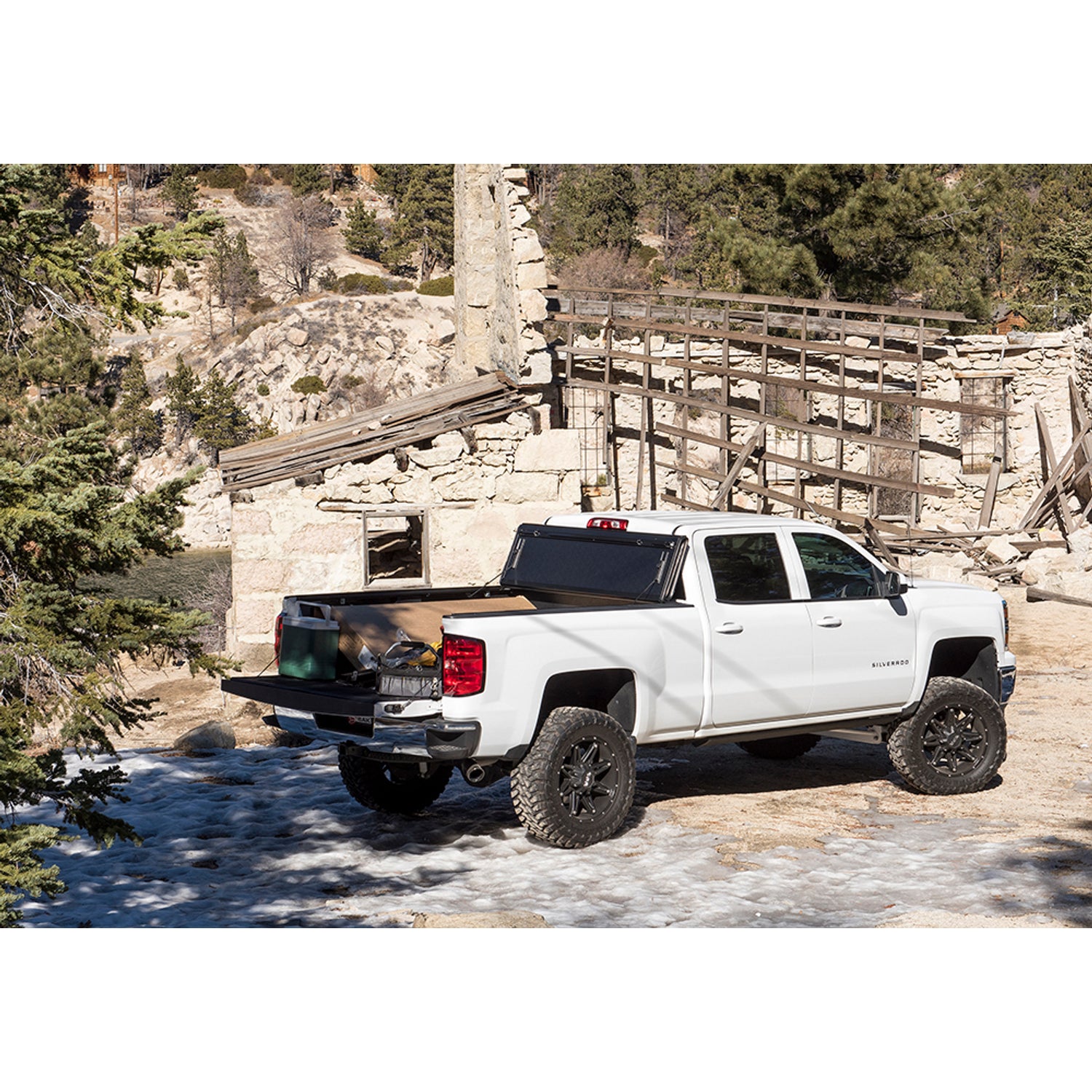 5.75 Ft. Bed Hard Folding Tonneau Cover <br> 14-18 (19 Legacy/Limited) Chevy Silverado/Sierra