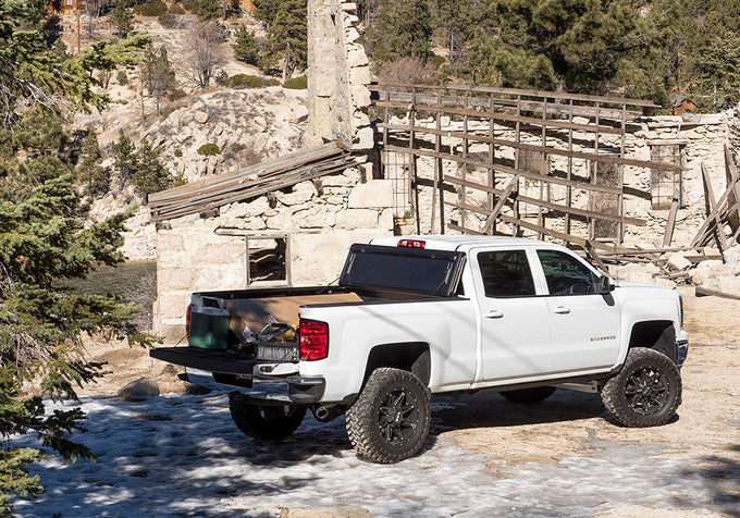 6.83 Ft. Bed Hard Folding Tonneau Cover <br> 20-25 Chevy Silverado/GMC Sierra 2500 HD/3500 HD