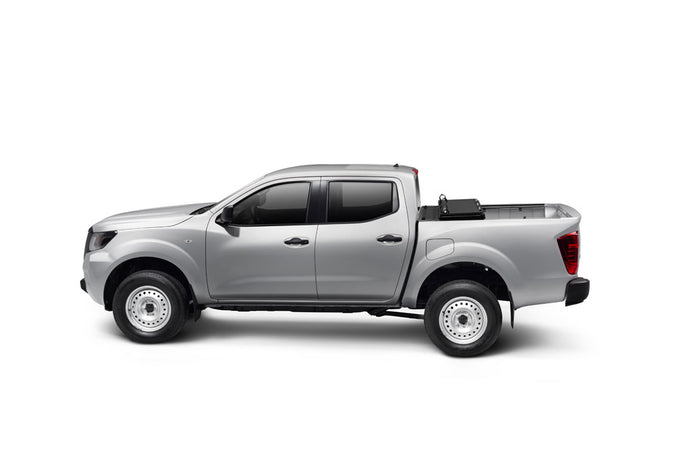 5 Ft. Bed Hard Folding Tonneau Cover <br> 05-21 Nissan Frontier