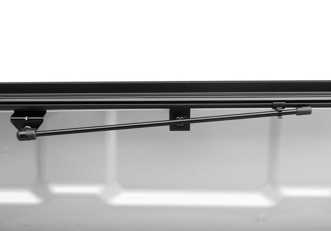 5 Ft. Bed Hard Folding Tonneau Cover <br> 05-21 Nissan Frontier