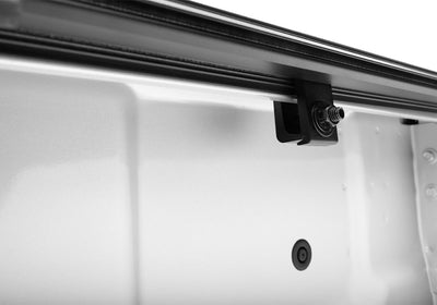 5 Ft. Bed Hard Folding Tonneau Cover <br> 05-21 Nissan Frontier