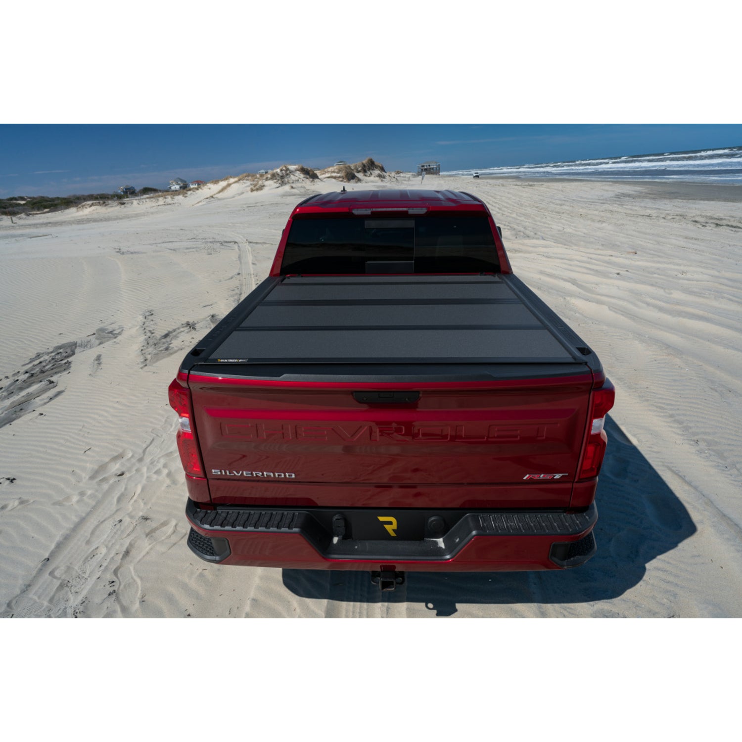 5.58 Ft. Bed Hard Folding Tonneau Cover Matte Finish <br> 04-15 Nissan Titan