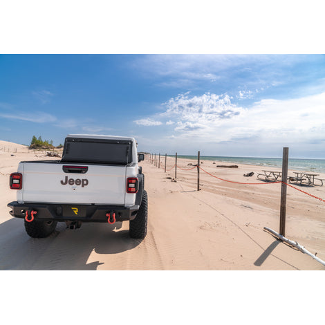5 Ft. Bed Hard Folding Tonneau Cover Matte Finish <br> 20-25 Jeep Gladiator