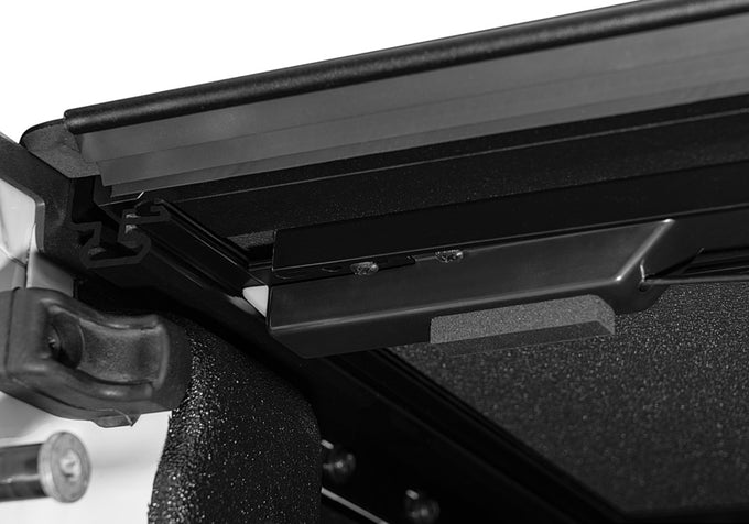 5 Ft. Bed Hard Folding Tonneau Cover Matte Finish <br> 20-25 Jeep Gladiator