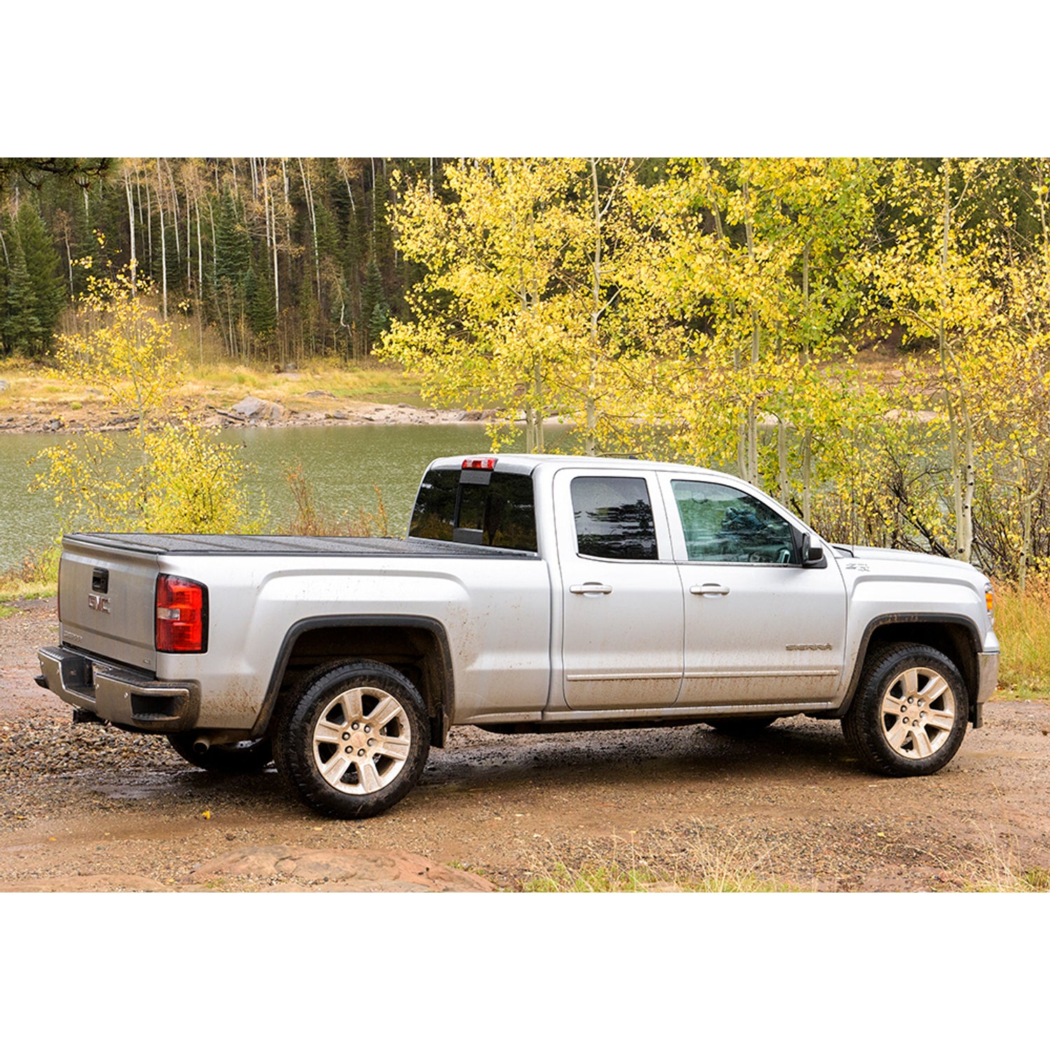 6.58 Ft. Bed Hard Folding Tonneau Cover <br> 19-25 Chevy Silverado/GMC Sierra 1500
