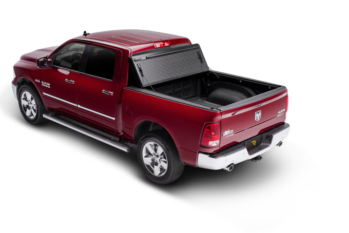 5.58 Ft. Bed Hard Folding Tonneau Cover <br> 07-21 Toyota Tundra