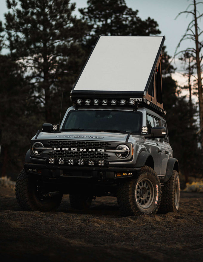 Performance Lift Kit w/ FOX 2.50 in. Factory Elite DSC <br>21-25 Ford Bronco