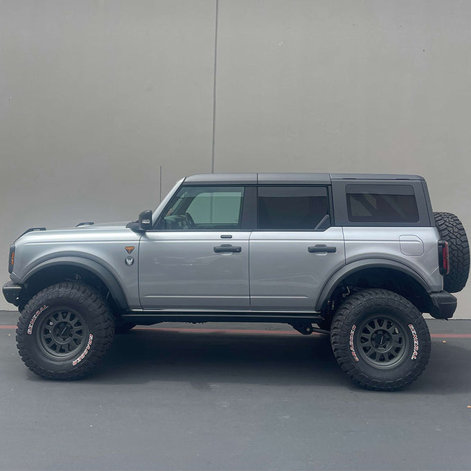 Performance Lift Kit w/ FOX 2.50 in. Factory Elite DSC <br>21-25 Ford Bronco