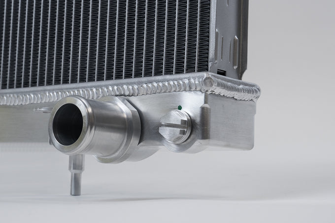 Full Billet Aluminum High-Performance Radiator <br> Nissan R33 Skyline GT-R/GTS
