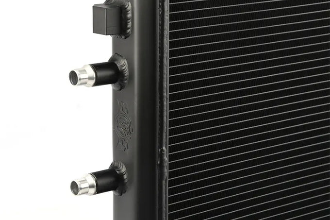 Front Mount Heat Exchanger w/ rock guard <br> 14-20 BMW M2 M3 M4 i8