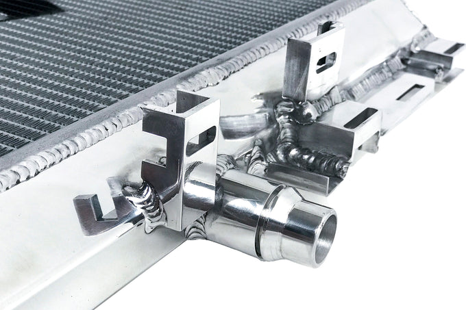 Front Mount Heat Exchanger w/Rock Guard <br> 16-21 Mercedes GLC63 E63 AMG GT C