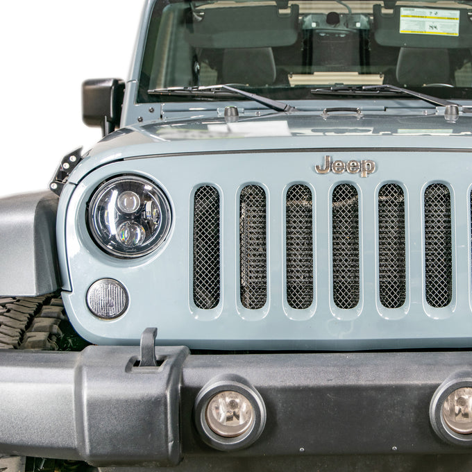Black 1-Piece Mesh Grille <br>07-17 Jeep Wrangler, 2018 JK