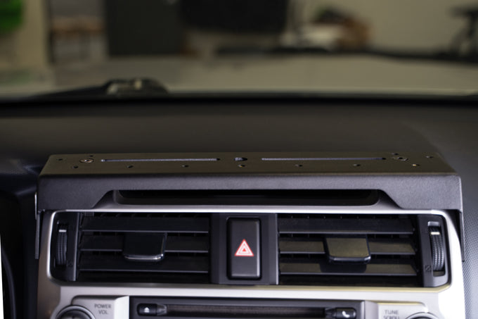Digital Device Dash Mount <br>10-24 Toyota 4Runner
