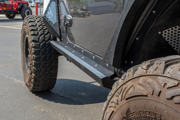 Rock Sliders With Rock Skins <br>18-21 Jeep Wrangler