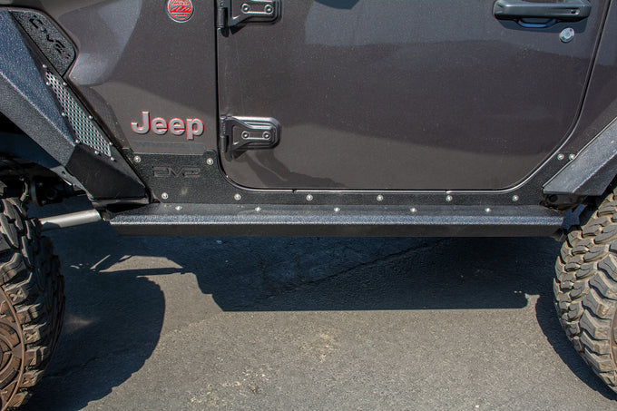 Rock Sliders With Rock Skins <br>18-21 Jeep Wrangler