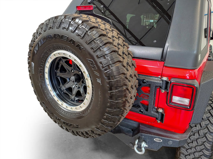 Hinge Mounted Tire Carrier <br>18-21 Jeep Wrangler
