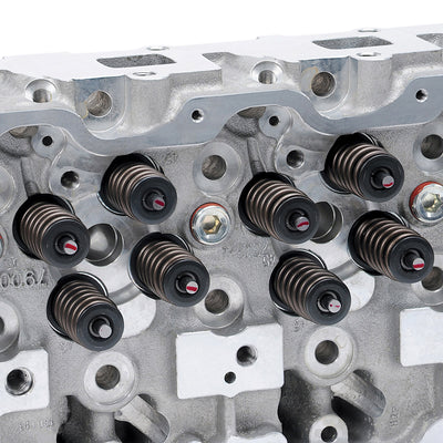 Engine Cylinder Head <br> 01-04 Chevy Silverado 2500 3500 C4500/5500 Kodiak
