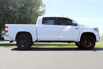 Flowmaster Outlaw Cat-back Exhaust System<br>09-21 Toyota Tundra