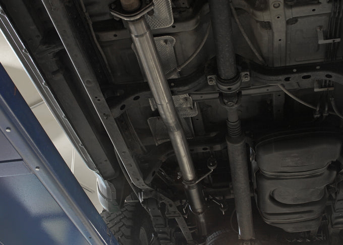 Flowmaster Outlaw Extreme Cat-Back Exhaust System<br>05-15 Toyota Tacoma