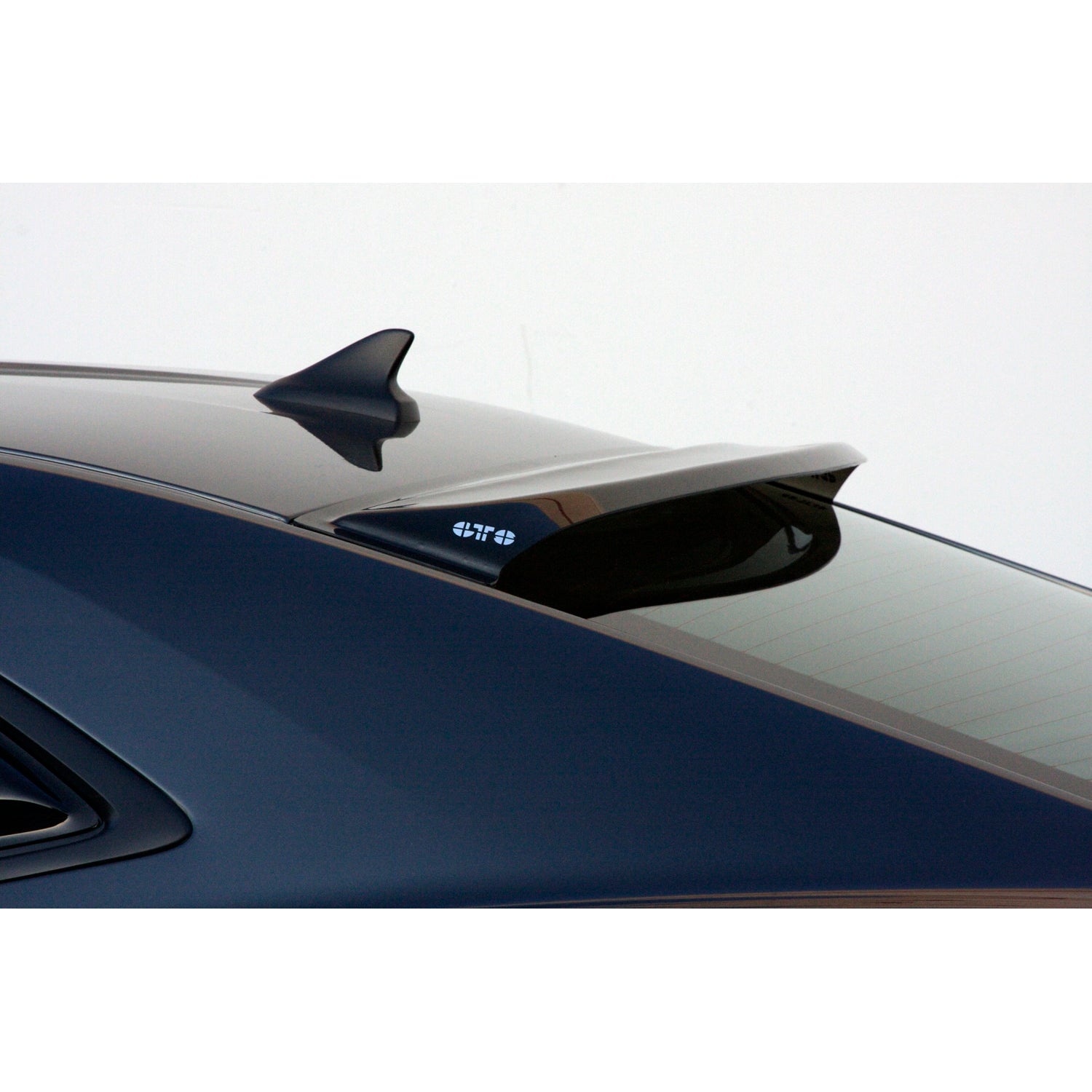 Smoke Solarwing II Rear Window Deflector <br>10-15 Chevy Camaro