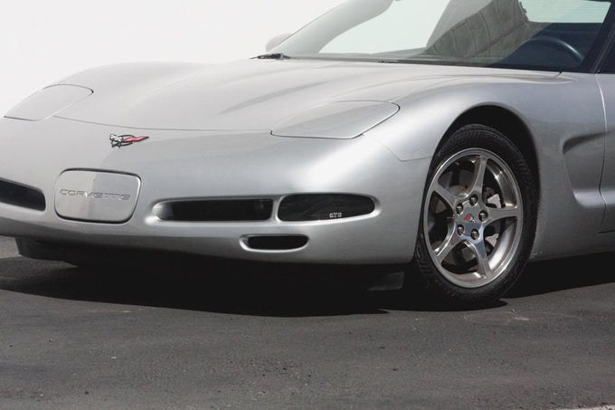 2 Pc Carbon Fiber Look Turn Signal Cover <br>97-04 Chevy Corvette