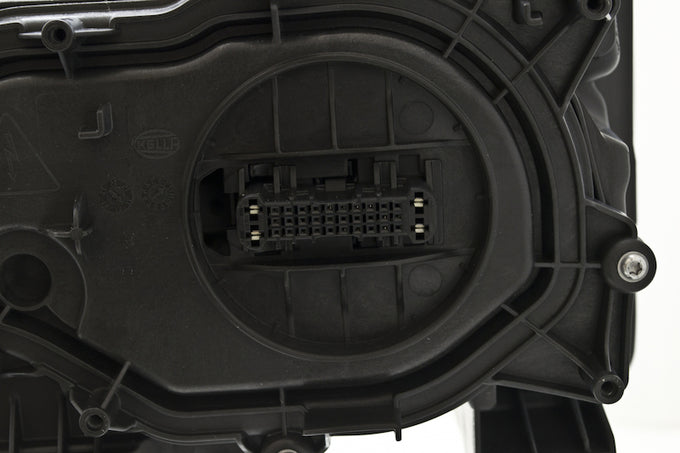 15 - Headlamp Rh Led <br>15 Audi A8 S8