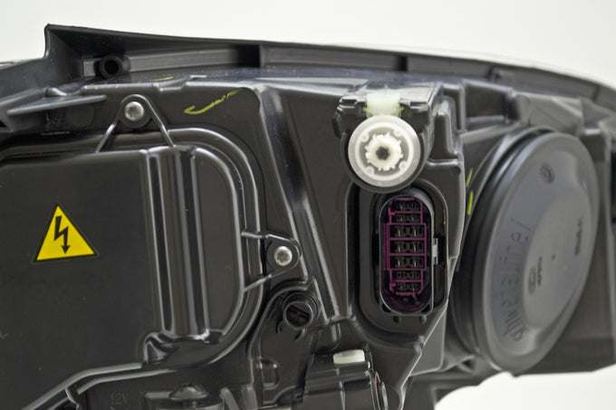 Bi-Xenon Headlight Assembly <br>13-20 Volkswagen Golf