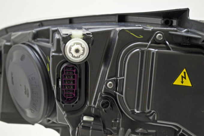 Bi-Xenon Headlight Assembly <br>13-20 Volkswagen Golf