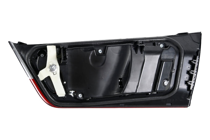 Left Tail Light <br>19-21 BMW 330i