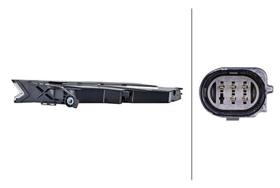 Right Tail Light <br>20-21 Porsche Taycan
