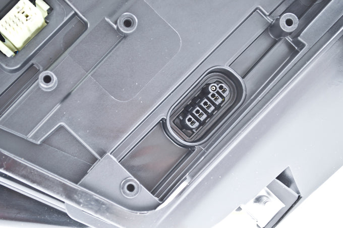 Bi-Xenon Headlight Assembly <br>04-05 BMW 525i