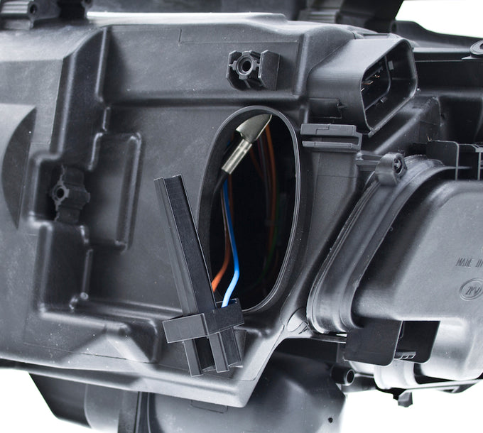 Bi-Xenon Headlight Assembly <br>06-08 BMW 323i