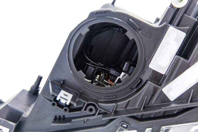 Halogen Headlight Assembly <br>12-14 BMW 320i ActiveHybrid 3