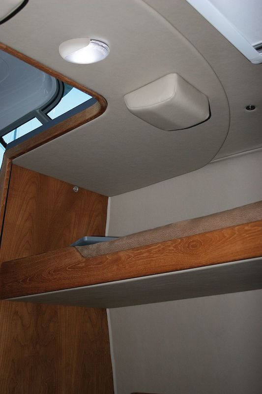 Interior Lamp Euroled130T Red/Wht 2Ja <br> Universal