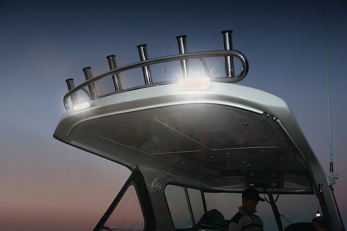 Seahawk White Housing Spread 2Lt <br> Universal