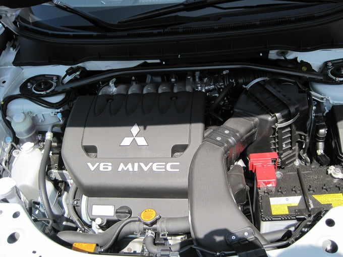 High-Flow Drop-In Replacement Air Filter <br> 07-13 MIT Outlander, 08-15 Lancer, 11-12 Outlander Sport