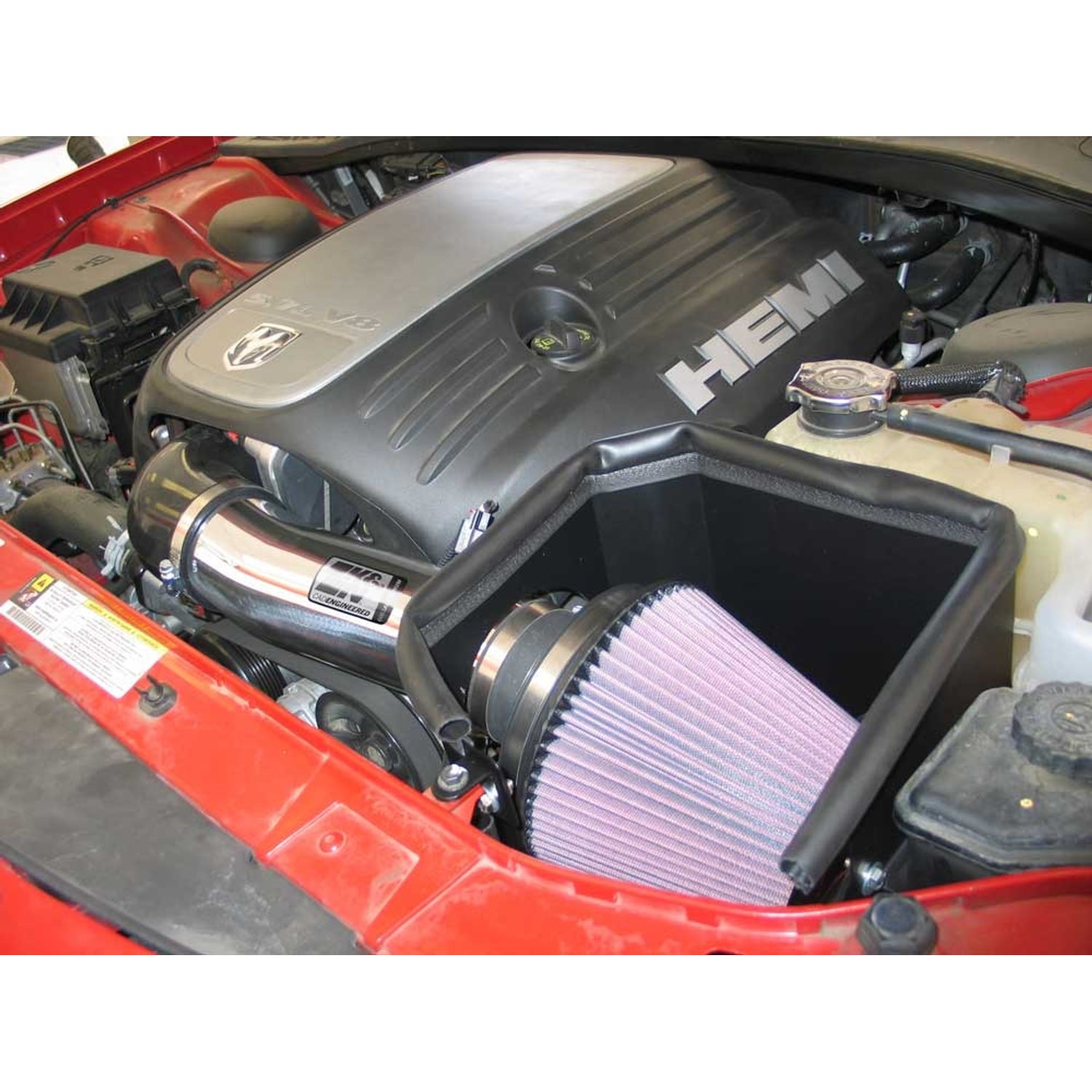 Performance Air Intake System <br> 05-08 Dodge Magnum, 05-23 Chrysler 300, 06-23 Charger